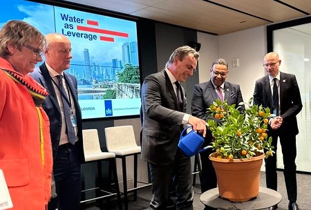 Bericht Statement by Minister Harbers at the event ‘Water as Leverage’ (UN Water Conference 2023) bekijken